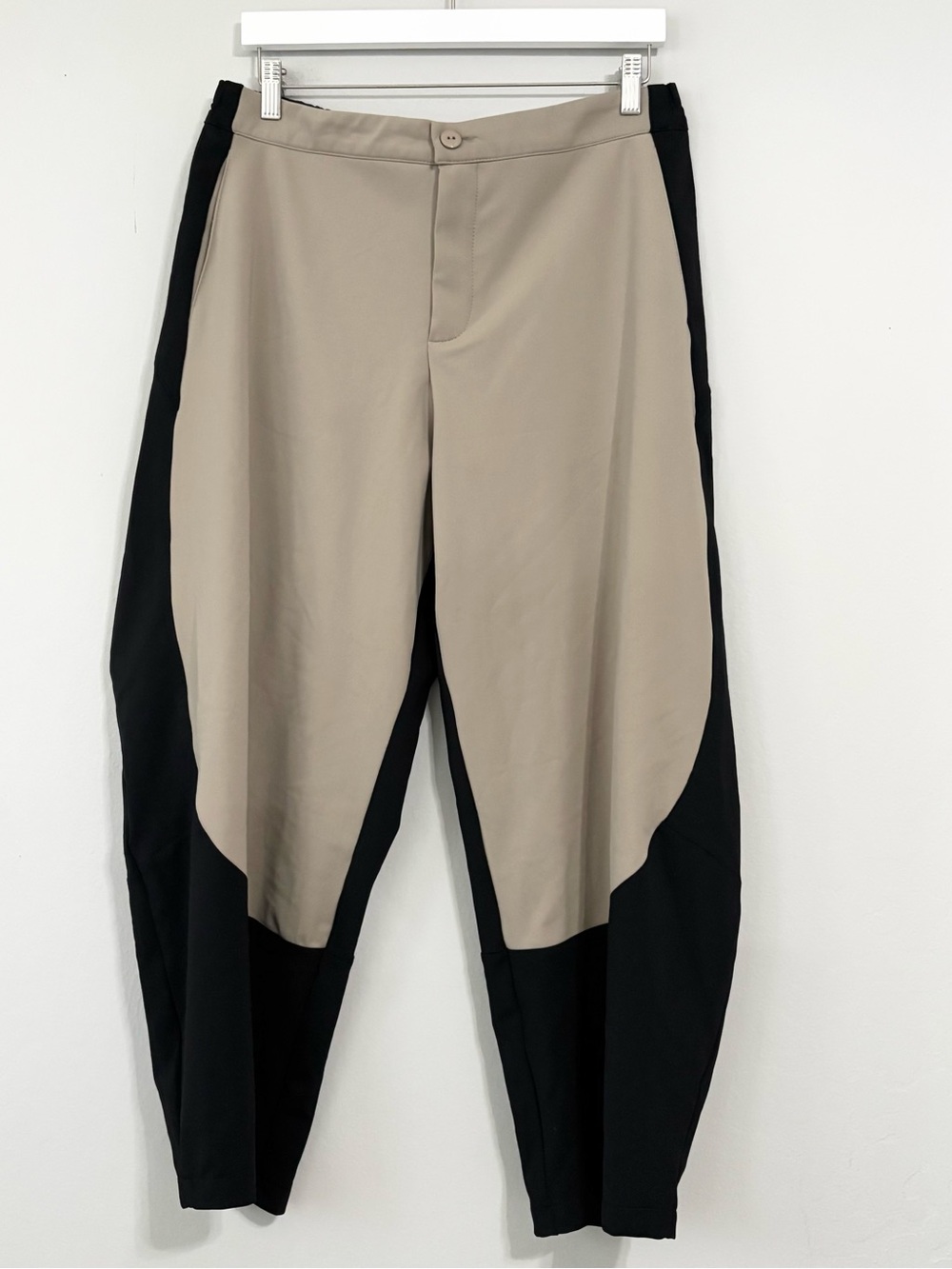 NWOT RUTI Black and Beige Wide Ish Trouser Pants Retails :$270
